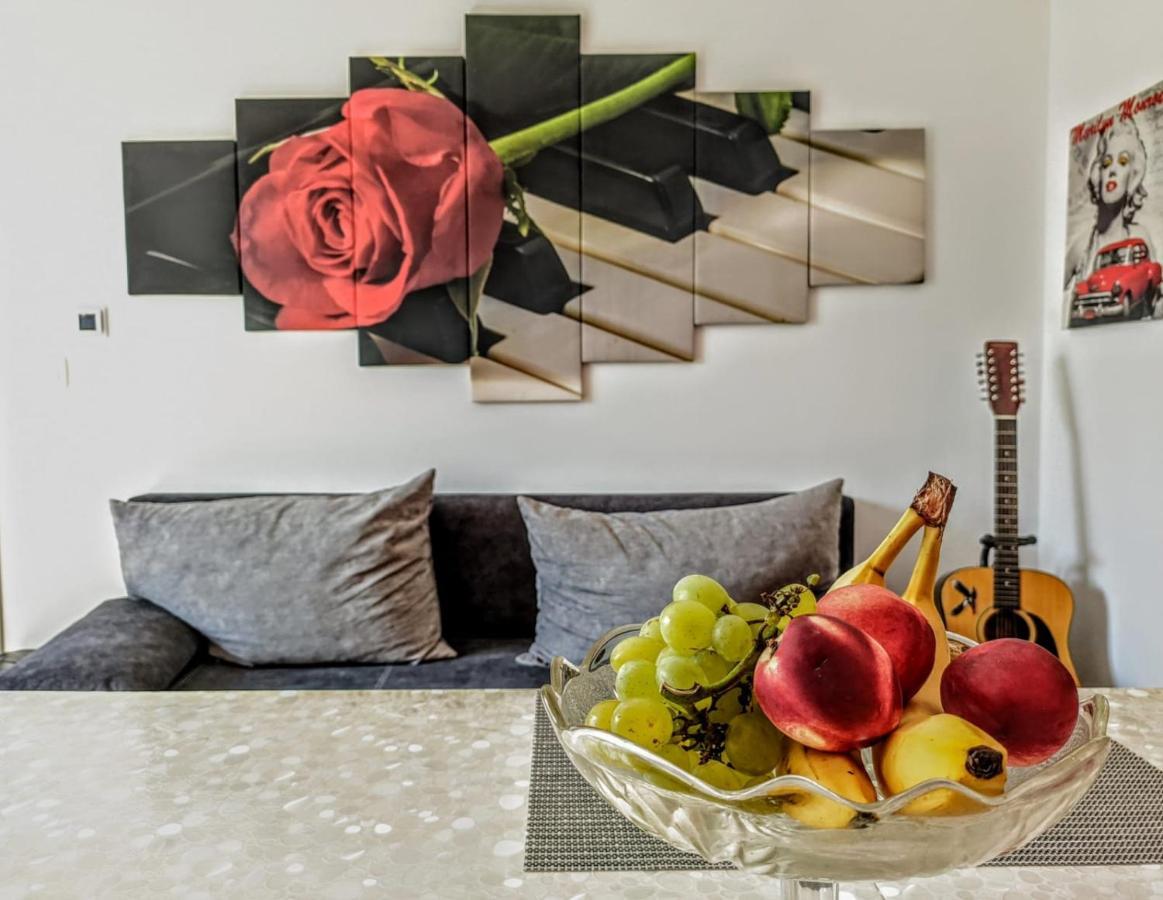 Glorianita Sweethome,Centro, Free Parking,Self Check- In Šibenik Dış mekan fotoğraf