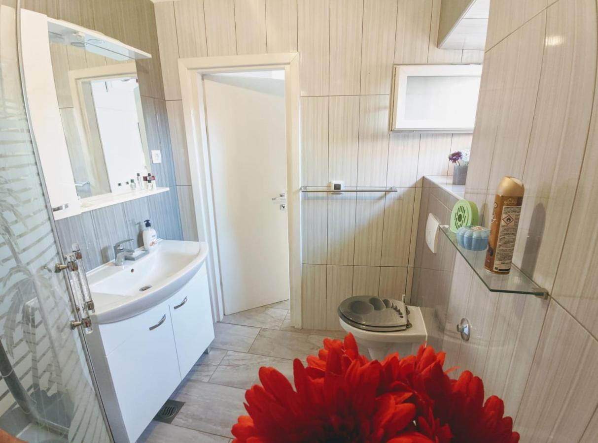 Glorianita Sweethome,Centro, Free Parking,Self Check- In Šibenik Dış mekan fotoğraf