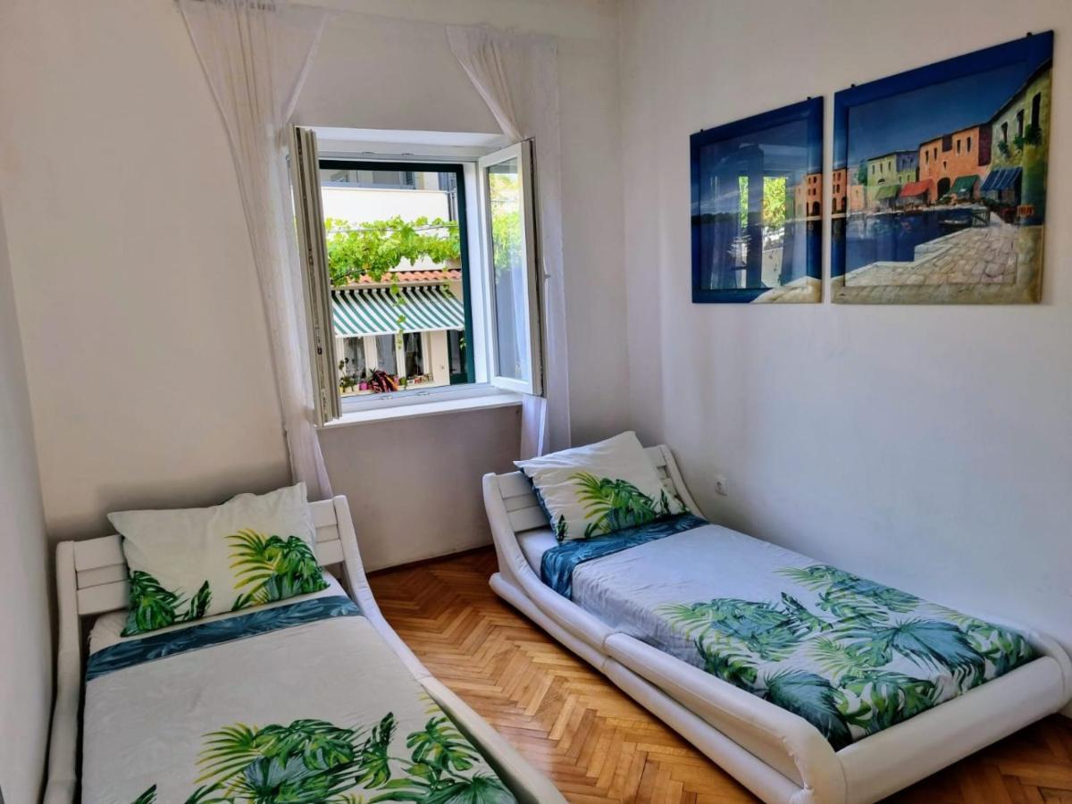 Glorianita Sweethome,Centro, Free Parking,Self Check- In Šibenik Dış mekan fotoğraf